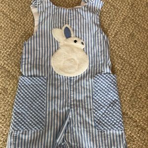 lil Cactus size 6-12months (runs big! We wore at 15 months) fuzzy bunny romper